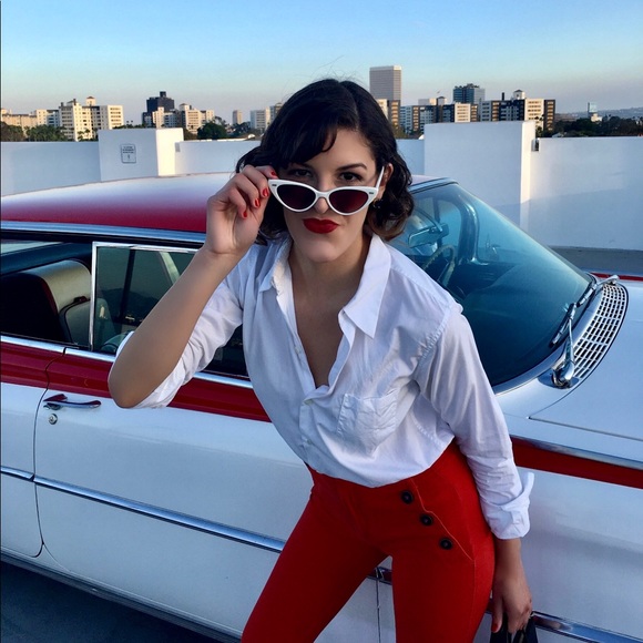 Meet your Posher, Emma - Picture 1 of 1